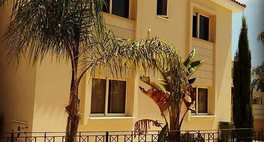 Mersinia House أيا نابا